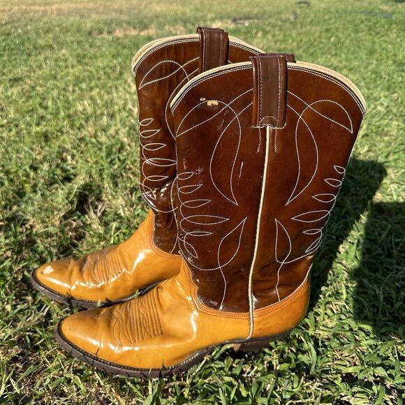 Rare Nocona Justin Patent Leather Cowboy Boots Mens 9.5 D Glossy Brown Tan‎